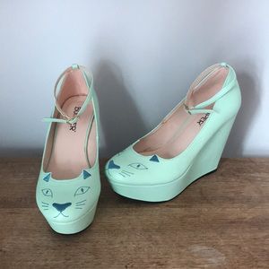 🌿 Turquoise Cat Wedges
